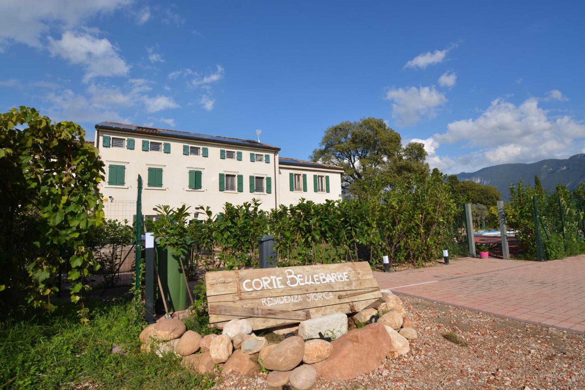 Residence Corte Bellebarbe 리볼리 베로네세 외부 사진
